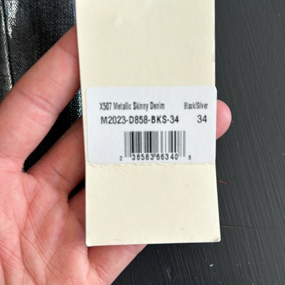 Distress black/silver men’s denim jeans, smoke-free, pet free never worn - Picture 3 of 3